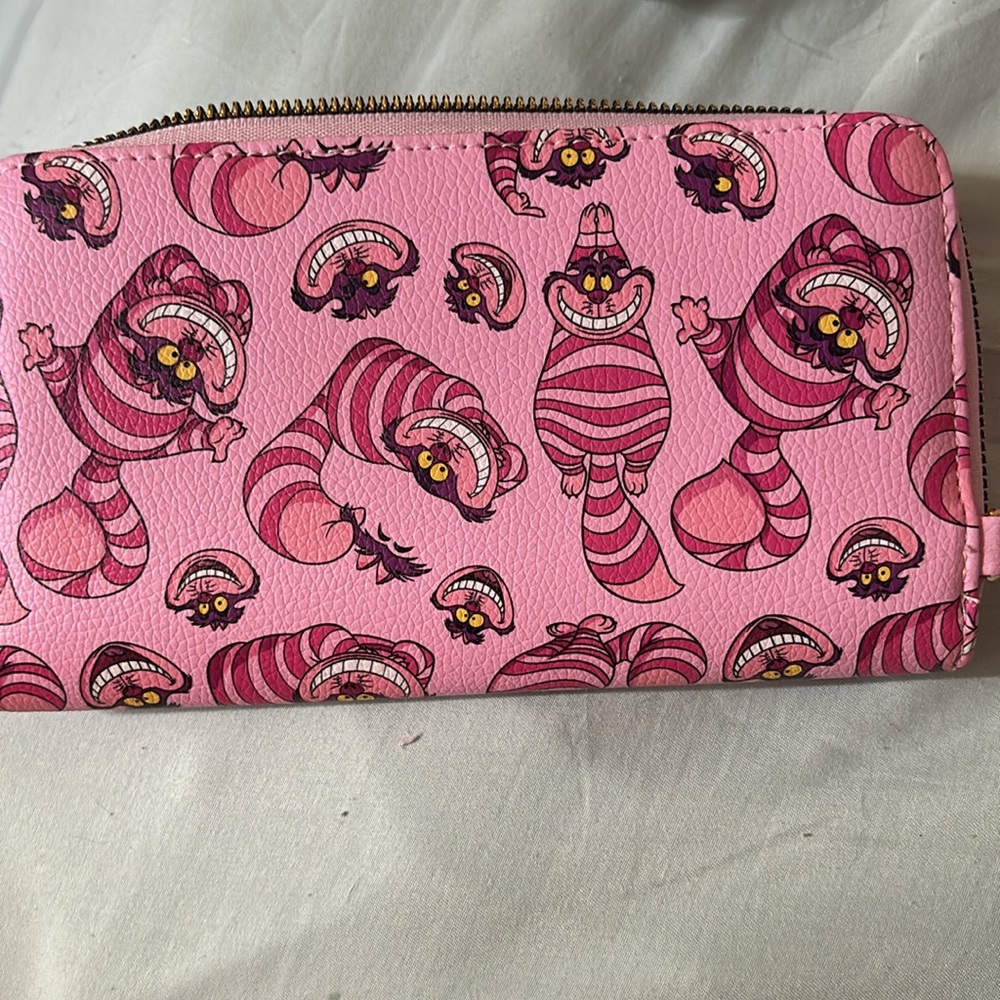 Jack Pot Bundle! Two Wallets For 35 - image 3